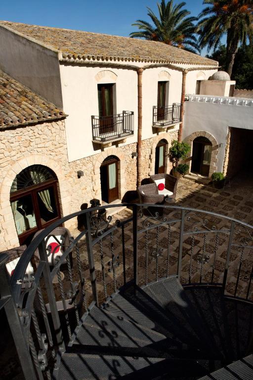 Il Baglio Della Luna Relais By Le Dhome Sicily バレストラーテ エクステリア 写真