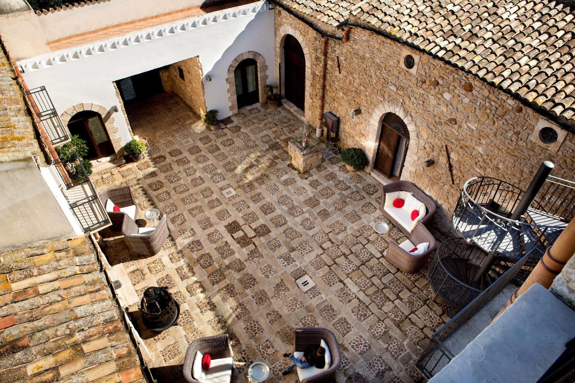 Il Baglio Della Luna Relais By Le Dhome Sicily バレストラーテ エクステリア 写真