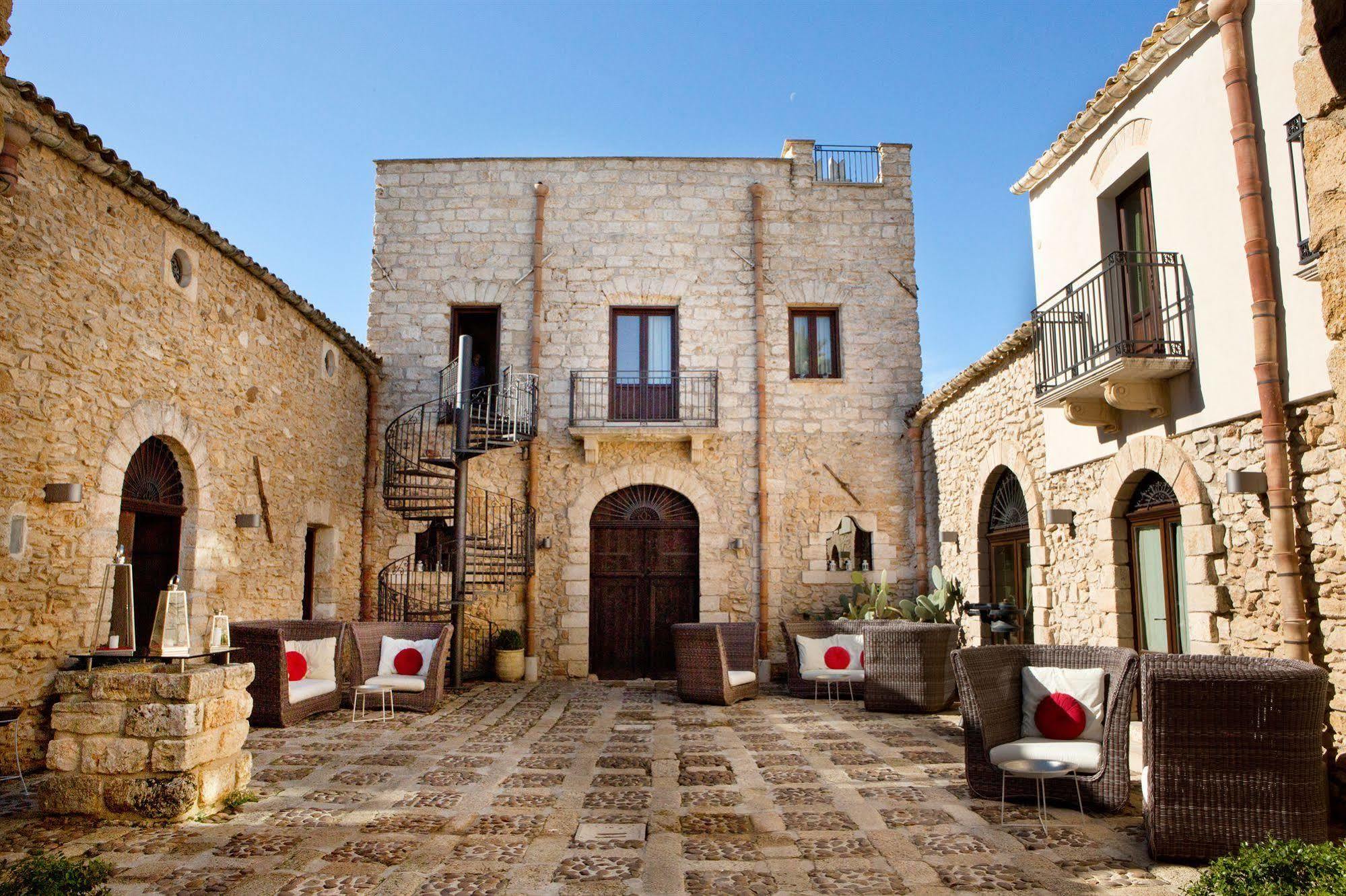 Il Baglio Della Luna Relais By Le Dhome Sicily バレストラーテ エクステリア 写真