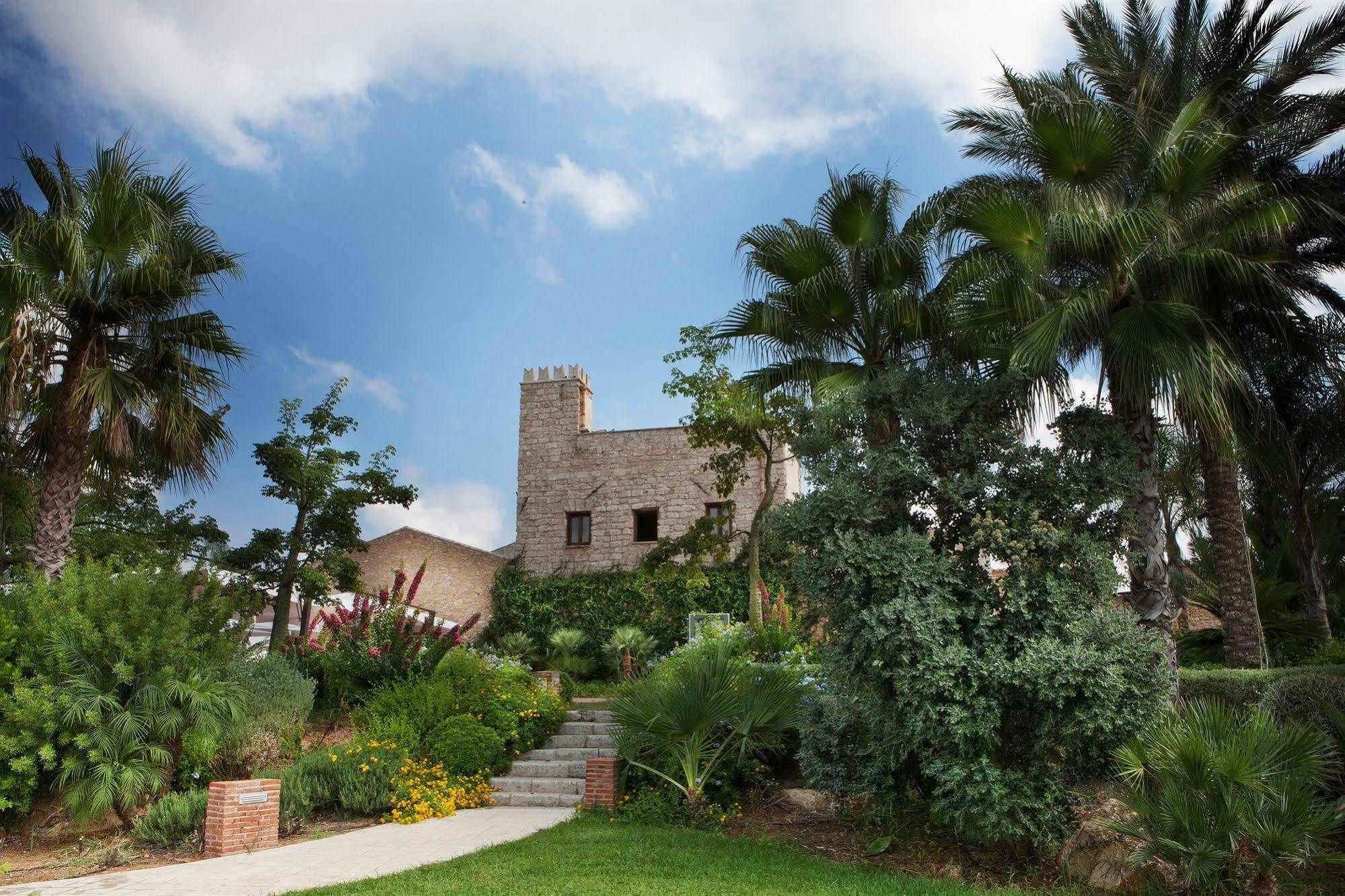Il Baglio Della Luna Relais By Le Dhome Sicily バレストラーテ エクステリア 写真